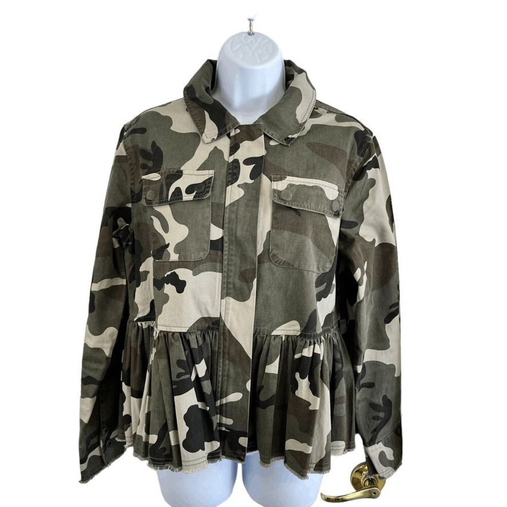 Lea & Viola Womens Jacket S Camo Peplum Zip Front Raw Hem Frayed Edge Utility